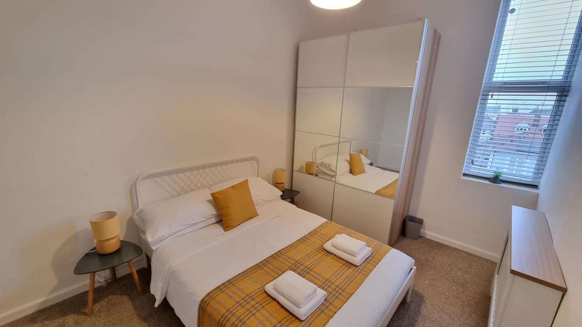 Southsea Escape - Coastal Holiday Apartment - 2 Double Bedrooms Portsmouth Exterior foto
